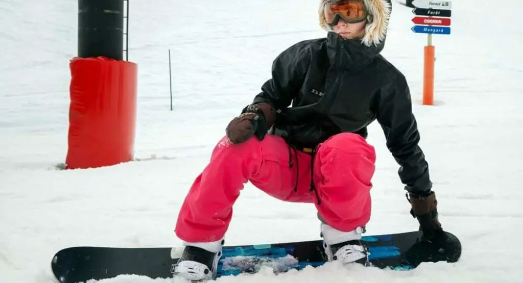 Learn How to Slow Down on a Snowboard With These Easy Tips